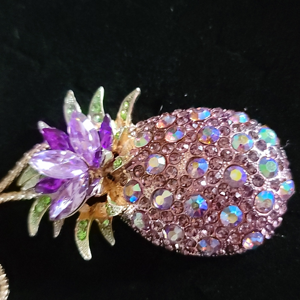 NWT Crystal Pineapple Necklace by Betsey Johnson - Picture 5 of 6